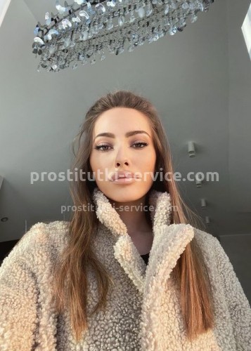 Рокси, Г. Заводоуковск
